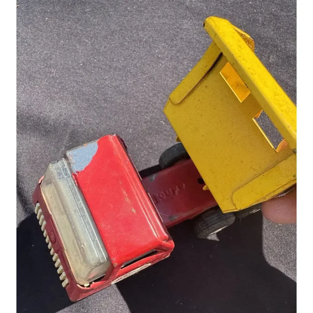 Tonka Tiny Dump Truck 1963 Red & Yellow Pressed Steel Metal Vintage -Lo14